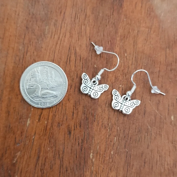 Jewelry - Butterfly earrings